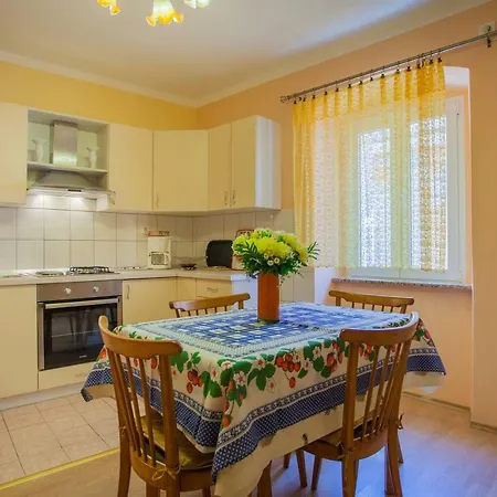 Dabovic Apartment *