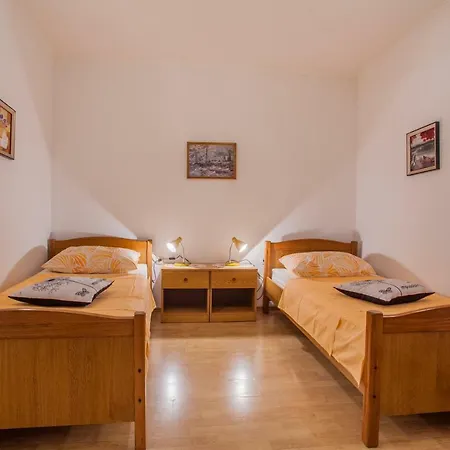 Dabovic Apartment