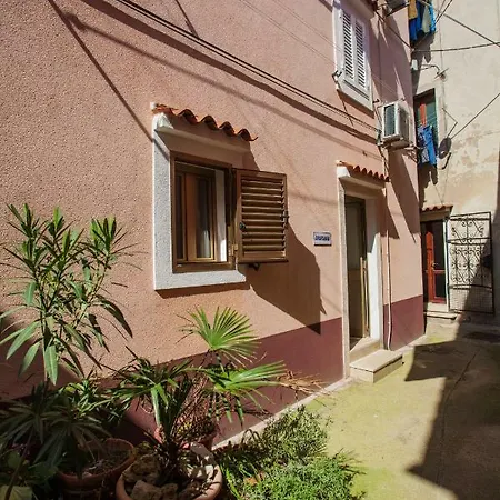 Apartment Dabovic *